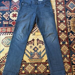 AG The Graduate Tailored Leg Jeans 32 Waist